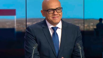 Jorge Rodríguez anuncia ley para el crecimiento de la Cruz Roja en el país