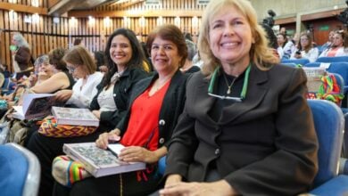 Mujeres venezolanas encabezan más de la mitad de las actividades de investigación científica nacional
