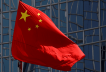 China y EEUU retoman en París negociaciones comerciales previo a la visita de Trump