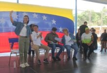 Entregan dotación para rehabilitar 20 planteles educativos en Monagas