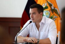 "Estamos en guerra": Ministro del Interior anuncia toque de queda en cuatro provincias de Ecuador