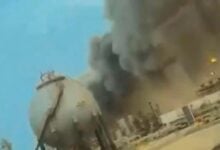 Irán bombardeó refinería de la mayor petrolera del mundo en Arabia Saudita