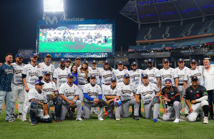 Navegantes vence a Leones 15-11 en duelo de bateo de la Liga Monumental