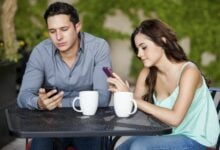 La "sociedad de la evitación": El declive del compromiso y la palabra en la era de la inmediatez