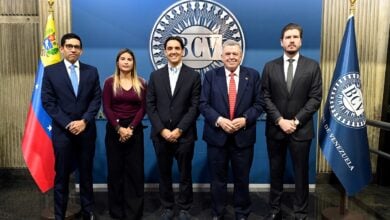 Primer encuentro entre el BCV y la Bolsa de Valores sobre mercado de capitales