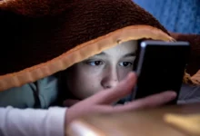 Expertos advierten que las redes sociales son tan dañinas para los niños como el tabaco