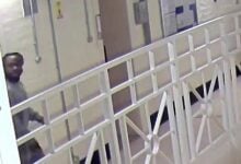 Recluso asesina a cantante pedófilo en su celda y se burla del crimen