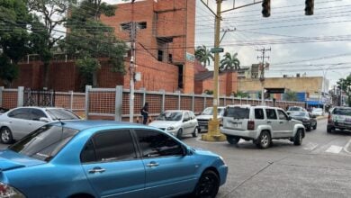 El colapso vial en la avenida Miranda de Maturín se agudiza por inoperatividad de el semáforo