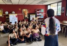 Dictan charlas sobre acoso escolar y responsabilidad de crianza en el Liceo Simón Bolívar