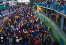 Marchan en Bolivia para exigir la renuncia del presidente Rodrigo Paz