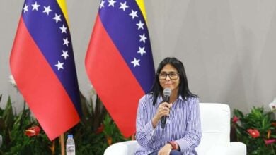Presidenta exhorta a la población no bajar a La Guaira para evitar obstaculizar labores de rescate