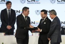 Abelardo de la Espriella recibe credencial como presidente electo de Colombia