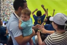 Le pidió matrimonio en pleno partido del mundial pero un gol de su rival le arruinó el momento