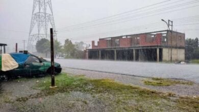 Nueve comunidades de Tucupita, quedaron bajo el agua y el lodo