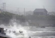 Tormenta Jangmi deja a oscuras a 60.000 hogares en Japón