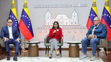 Delcy Rodríguez: El 90% de la producción es nacional y la economía está en crecimiento