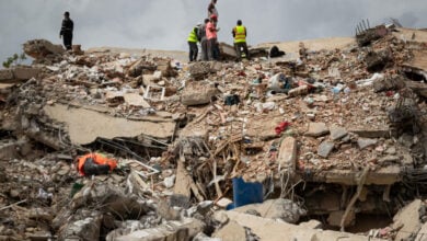 Estiman que al menos 25 personas siguen con vida en el edificio Mariana Mar