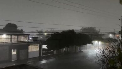 Torrencial aguacero con ráfagas de viento causaron inundaciones y fallas eléctricas en Zulia