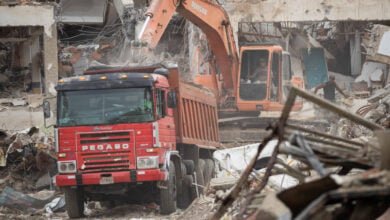 Retiran más de 6.700 toneladas de escombros y desechos tras sismos en La Guaira