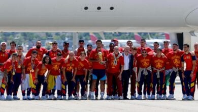 ¡Ya están en casa! La selección de España aterrizó en Madrid con la Copa del Mundo