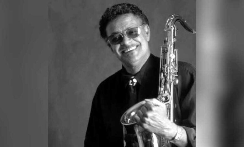 Muere Plas Johnson a los 94 años, legendario saxofonista del tema de La Pantera Rosa