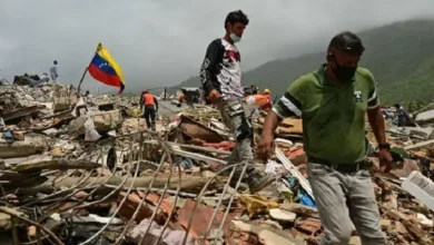 Balance oficial: Ascienden a 4.930 fallecidos tras los terremotos