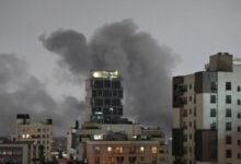 Estados Unidos inicia octava jornada consecutiva de bombardeos contra objetivos de Irán