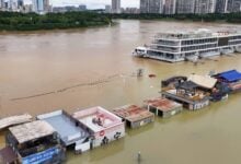 China: 11 muertos en Hubei, 4 en Guangxi y 5 en Gansu por tormentas, tifón y deslizamiento