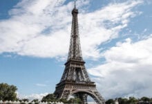 Torre Eiffel cierra por calor extremo: tercera ola en dos meses