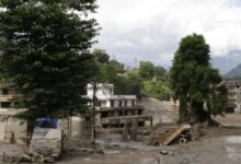 Al menos 90 estadounidenses están desaparecidos por las inundaciones en Nepal