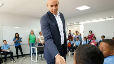 Ministerio de Educación planifica la recuperación de más de 1.500 planteles educativos en el país