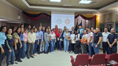 Imparten taller sobre el “Uso de la IA en la gestión de Recursos Humano”