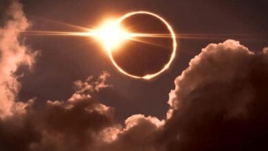 La Luna ocultó por completo al Sol por casi dos minutos en Europa