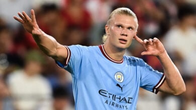 Erling Haaland sorprende al quitarse la melena antes de la nueva temporada
