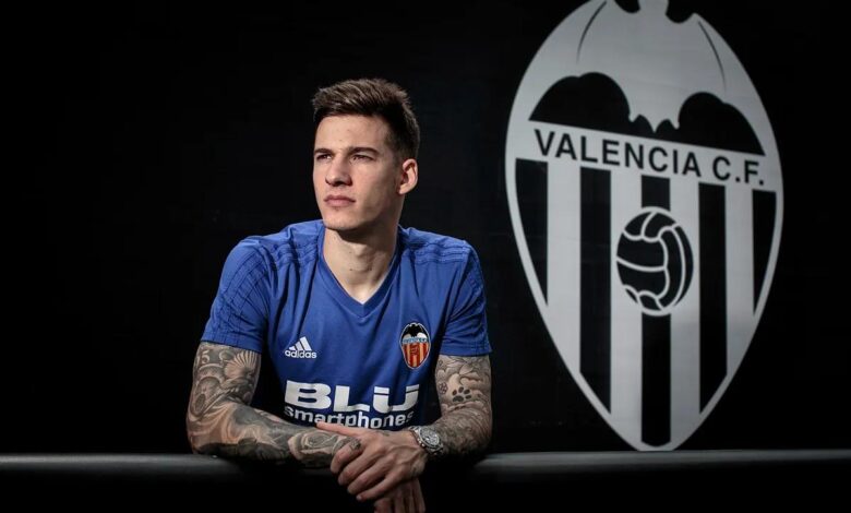 Condenan a cuatro años de cárcel al futbolista Santi Mina por abuso sexual