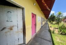 Más de 100 niños se quedan sin clases por deterioro de la Escuela Básica Marta Cumbale