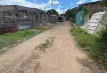 En el sector Manuelita Sáenz exige asfaltado y cloacas tras casi dos décadas de abandono