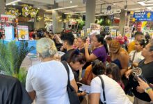 Padres hacen compras escolares de última hora abarrotando el centro de Maturín
