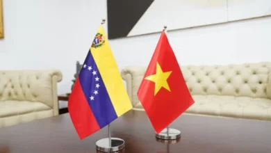 Venezuela y Vietnam refuerzan alianza diplomática tras condecorar al embajador Vu Trung My
