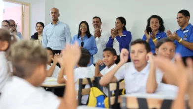 Héctor Rodríguez: : Más de 27 mil escuelas abren sus puertas este lunes para el inicio del año escolar 2026-2027