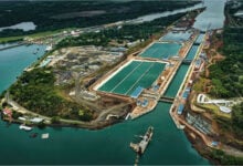 El Canal de Panamá reporta daños tras el sismo