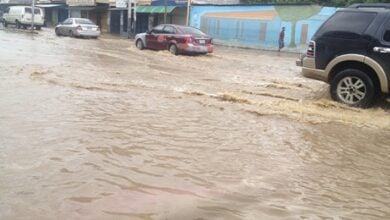 Onda tropical 55 causa severas inundaciones y destrozos en Carabobo y Caracas
