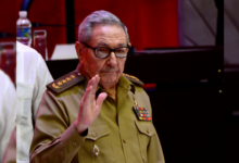 Juez de Miami emite orden de arresto contra Raúl Castro